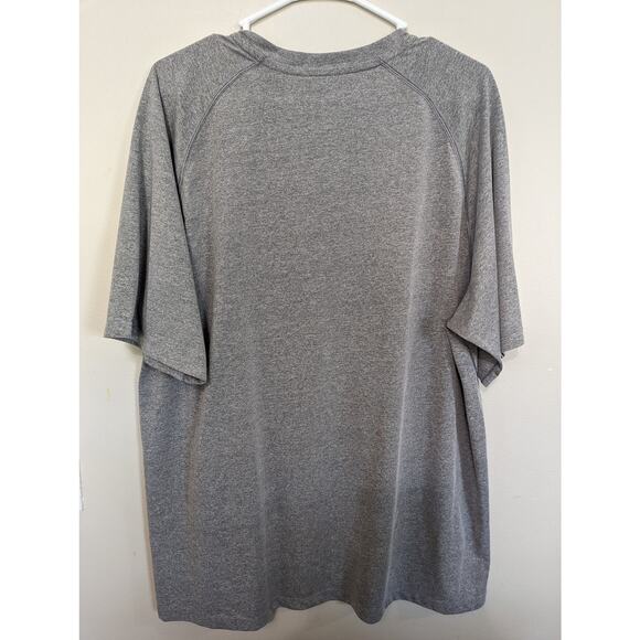 Men's Adidas Climalite gray UW Badgers Football t-shirt size XL - Picture 3 of 3